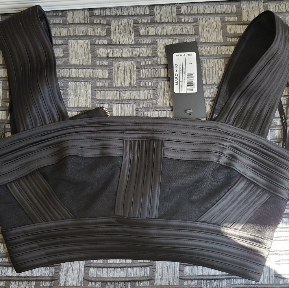 Marciano NWT Saundra crop top 6 black